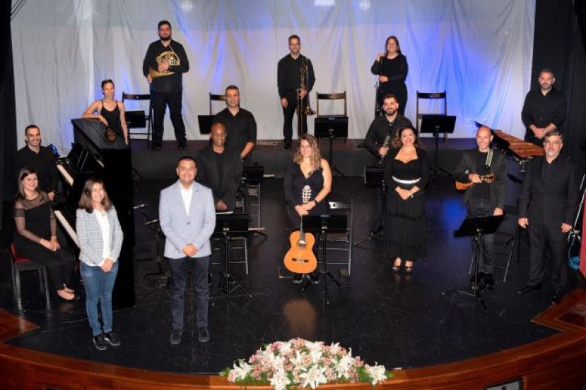 Las Escuelas Artísticas Ciudad de Guía rinde homenaje a Camille Saint Saëns
