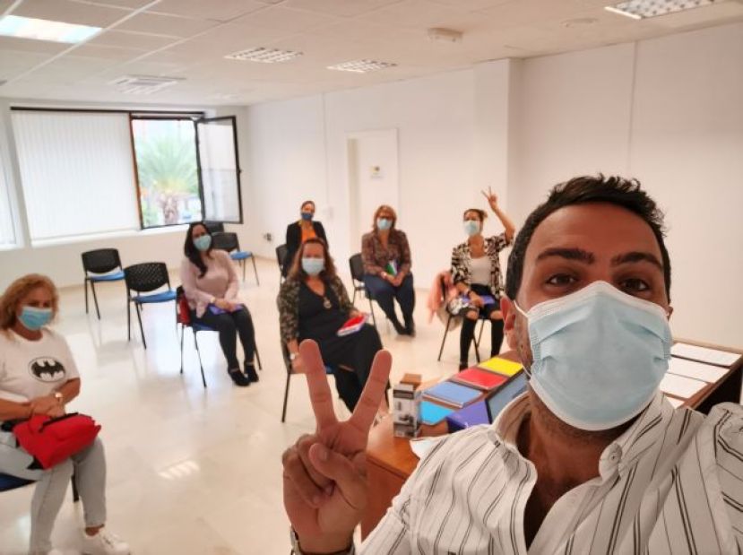 Redes sociales y autoconfianza, parte de la f&oacute;rmula para que 25 personas encuentren trabajo en el programa Conecta Empleo que apoya el Cabildo