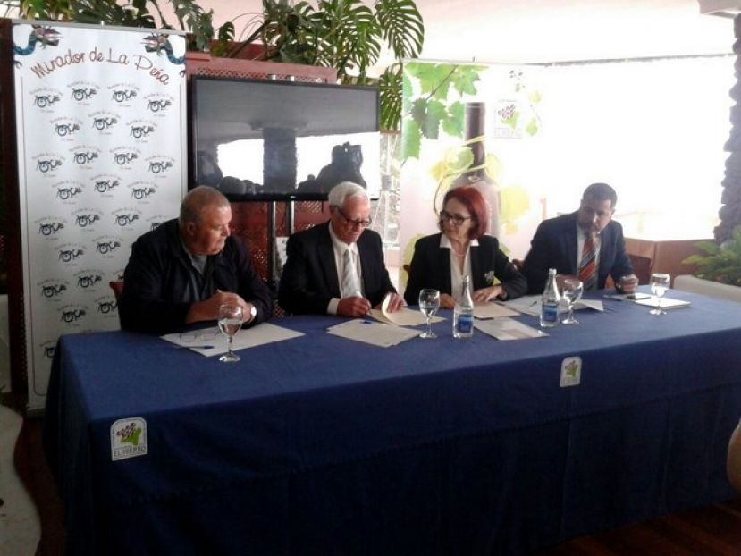 La ULL y la Denominación de Origen de Vinos de El Hierro suscriben un convenio