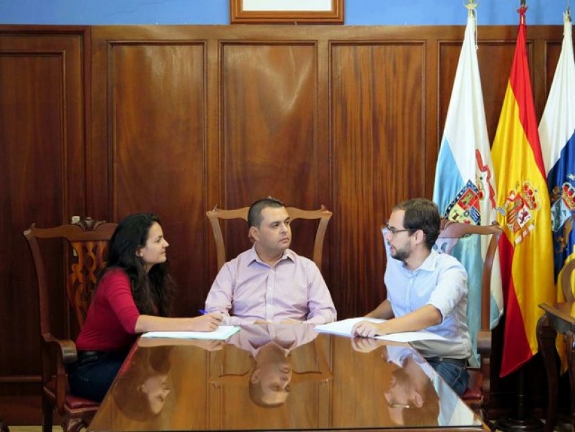 Gu&iacute;a ofrece sus recursos al Cabildo para iniciativas y proyectos juveniles