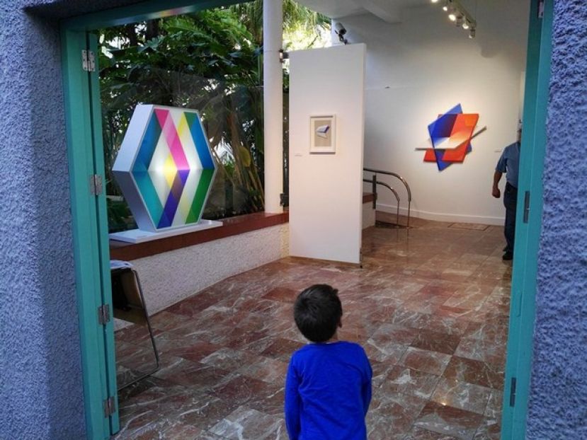Se ampl&iacute;a hasta el 20 de agosto la exposici&oacute;n &lsquo;La mirada azul&rsquo; en G&aacute;ldar