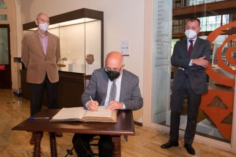 Art&iacute;culo de Opini&oacute;n: 'El Museo Canario y el Cabildo'. por Antonio Morales M&eacute;ndez