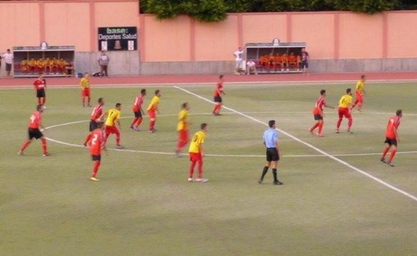 La Gomera: Cinco equipos de f&uacute;tbol veterano se disputan el Trofeo Colombino