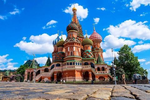 Este verano viaja a Rusia