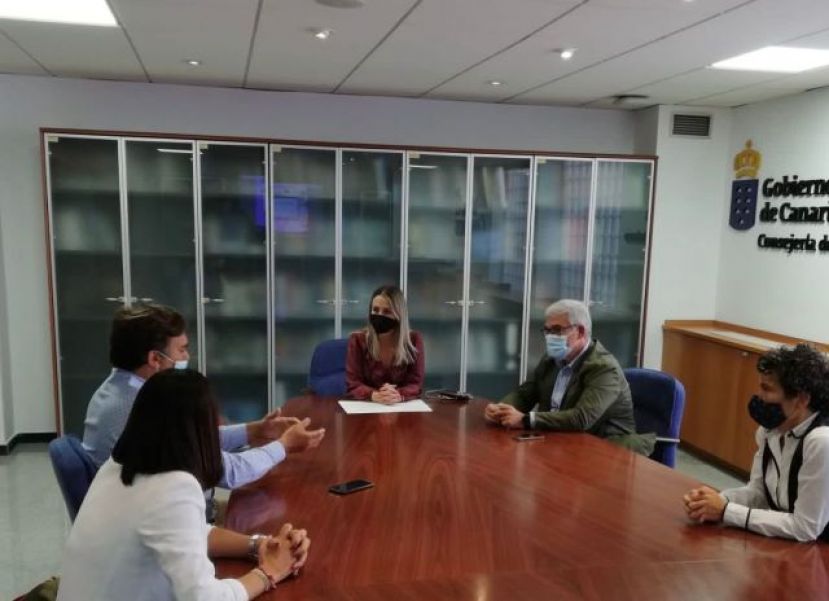 Turismo impulsa planes de formación e investigación para profesionales de empresas agroturísticas y bodegas