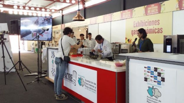 Tomate, setas, cerezas negras y cebollas de la isla se colarán en los hogares españoles