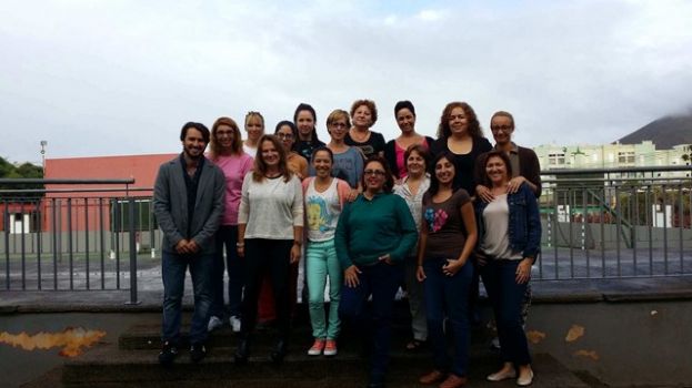 Gu&iacute;a: Talleres de formaci&oacute;n en la Escuela Potenciadora de Mujeres