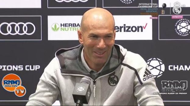 Zidane: "Siento que el club ya no me da la confianza que necesito&rdquo;