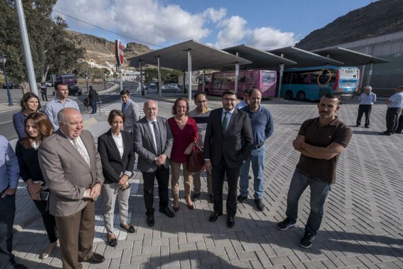 Inaugurada la nueva estaci&oacute;n de guaguas de Playa de Mog&aacute;n