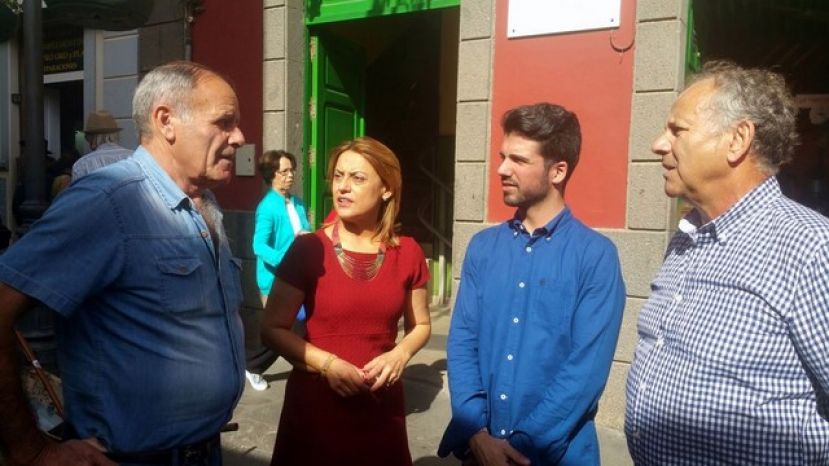 UxGC: Ángeles Batista ha visitado hoy el Mercado Central de Las Palmas y Gáldar