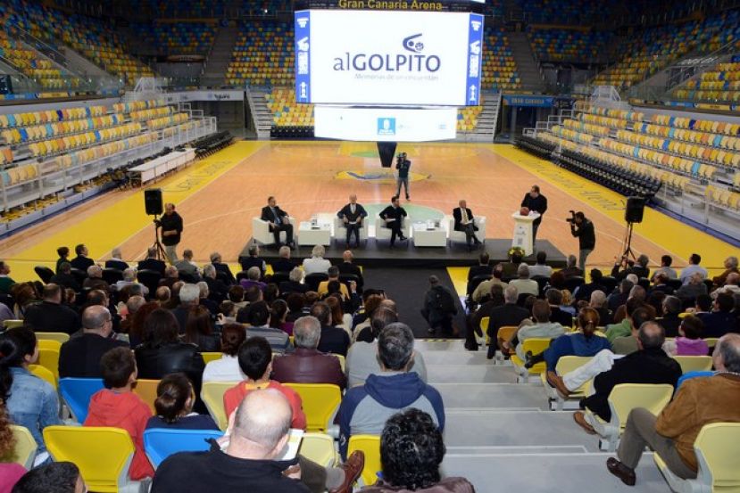 Alejandro Cabrera presenta el libro que recoge la historia del CB Gran Canaria