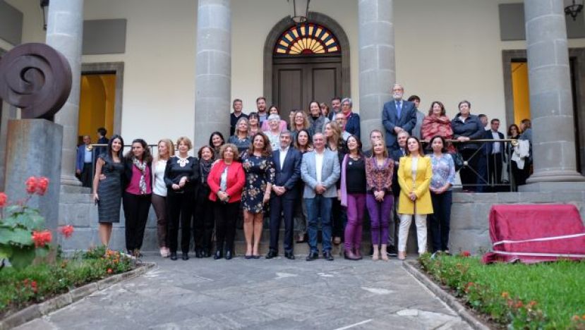 Canarias cuenta desde hoy con una nueva Ley de Servicios Sociales