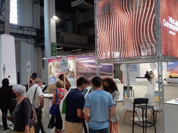 Canarias participa en la feria B-Travel con el objetivo de fomentar el turismo de experiencias entre los peninsular