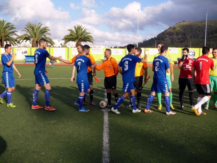 Primera Regional: (0-7) UD. Urbis - CD.San Isidro. Goleada a domicilio