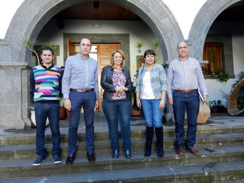 Teror: Visita de la consejera insular de Industria y Comercio