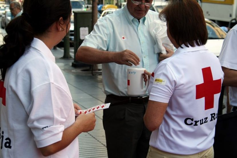 La Solidaridad en el Día de la Banderita de Cruz Roja Las Palmas