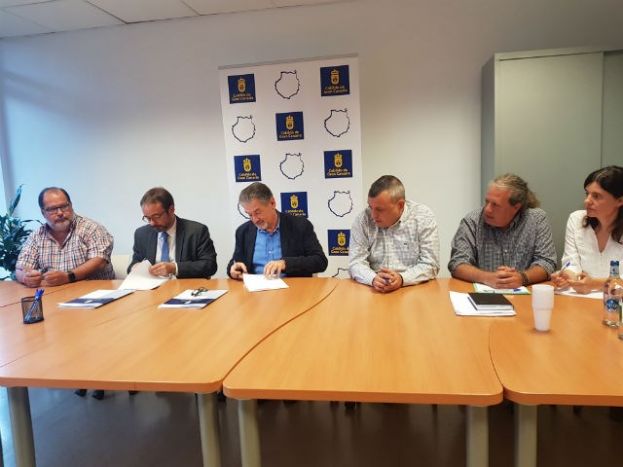 El Cabildo y el comit&eacute; de empresa de Valora firman el primer convenio del organismo y pone fin a una reivindicaci&oacute;n hist&oacute;rica