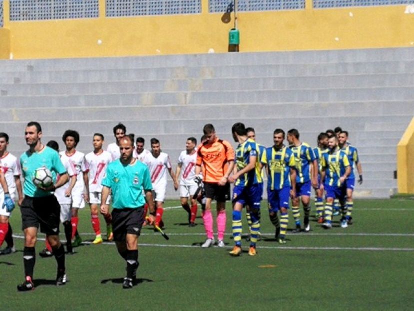 Fútbol 1ª Regional: (2-4) El Atalaya se complica tras perder con el Huracán