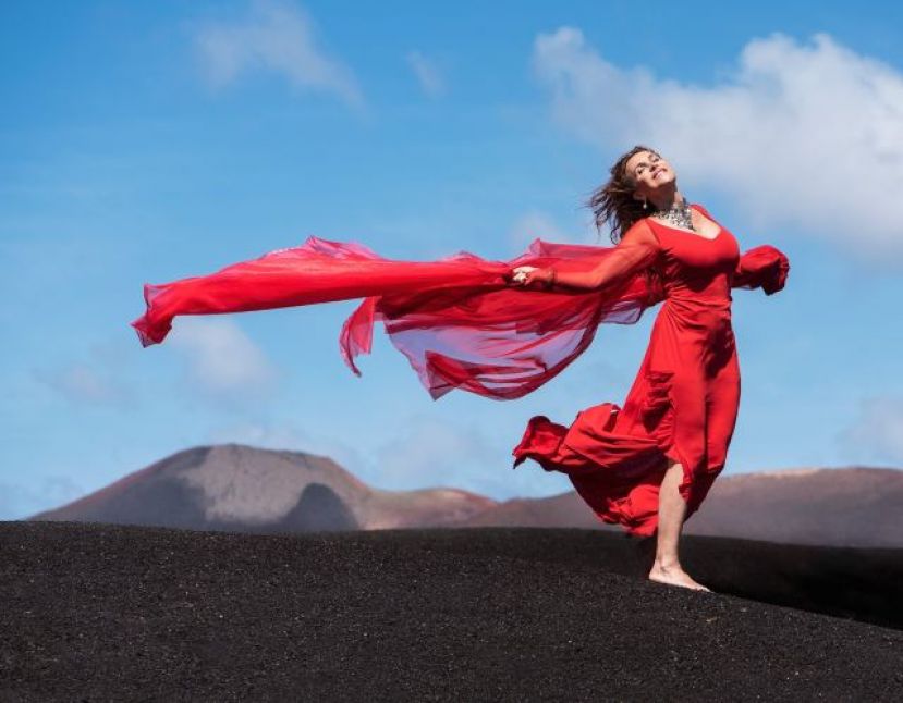 BENI FERRER Y EL GRUPO ATL&Aacute;NTIDA INAUGURAN LA XXX EDICI&Oacute;N DEL MEMORIAL NANINO D&Iacute;AZ CUTILLAS