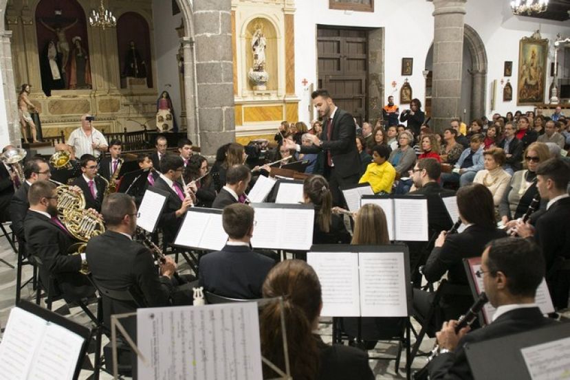 La Marcha Radetzky cierra el Concierto de la Banda de M&uacute;sica "Ciudad de Gu&iacute;a"