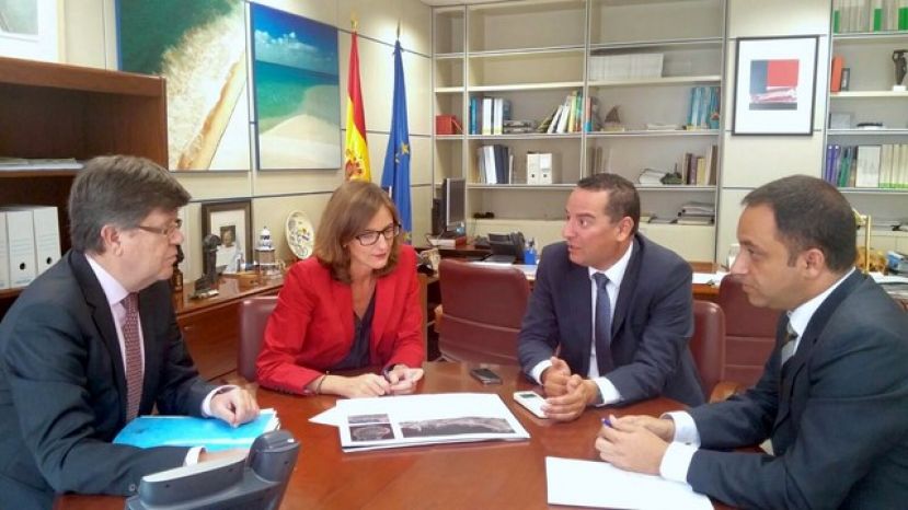 Moya: Continúa en Madrid los trámites para mejorar el litoral del municipio