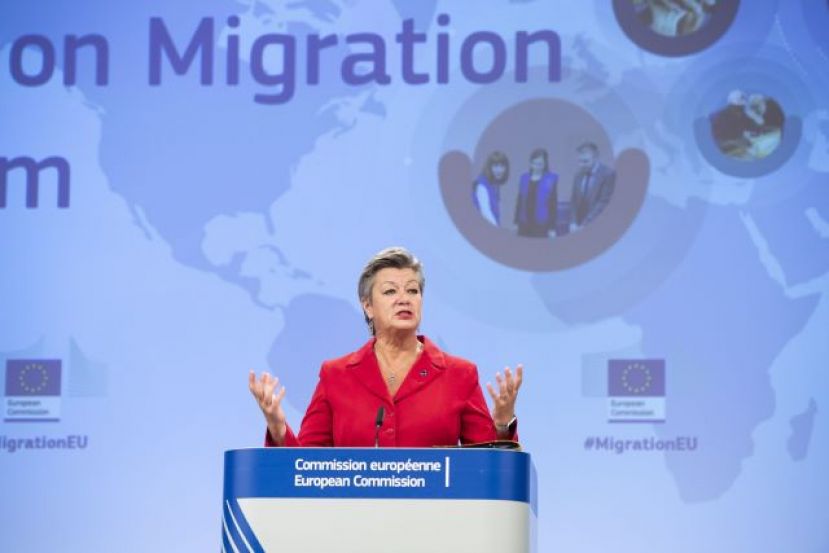 Artículo de Opinión: Un pacto de migración y asilo inaceptable, por Antonio Morales