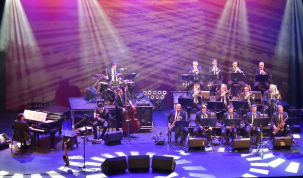 La Gran Canaria Big Band inaugura el ciclo &lsquo;Patios encantados solidarios&rsquo;