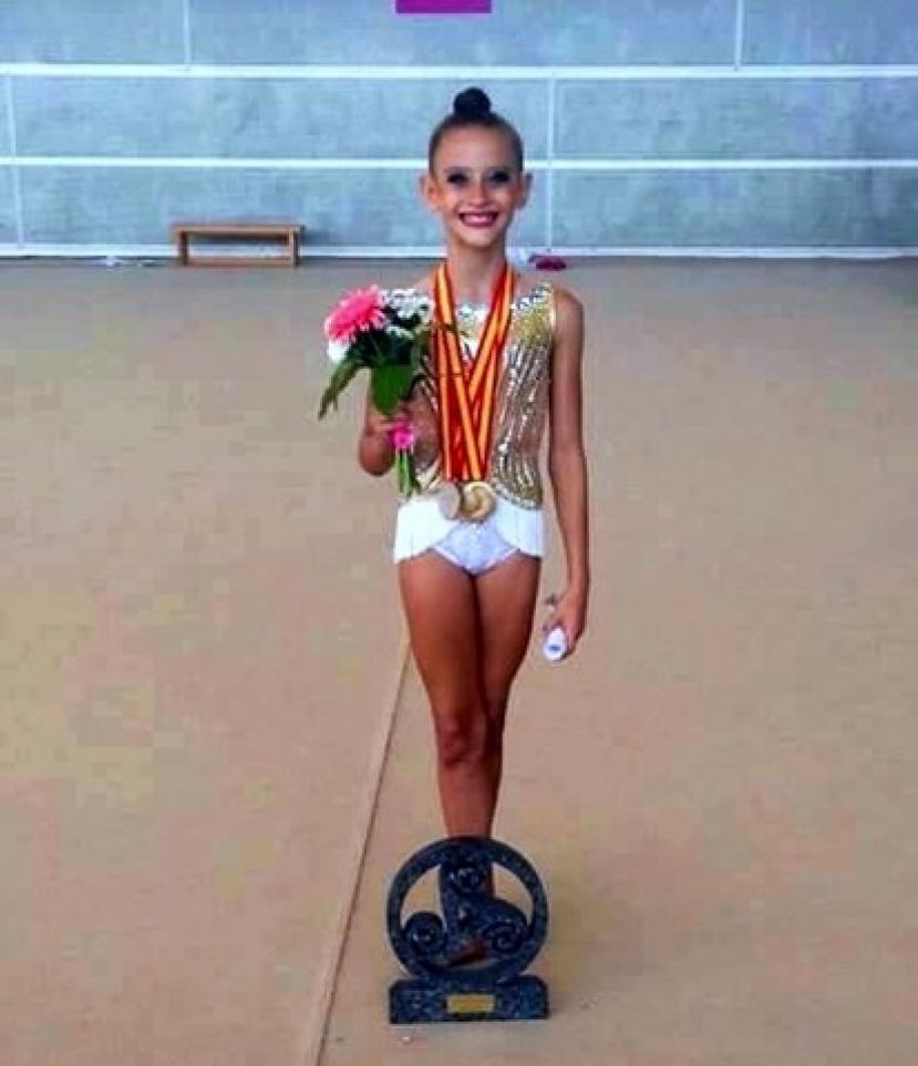 La gimnasta moganera Naomi Cabrera se proclama campeona de España