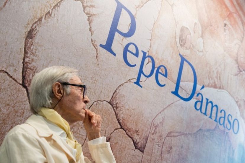 Homenaje al artista Pepe Dámaso de una delegación de la República de Indonesia