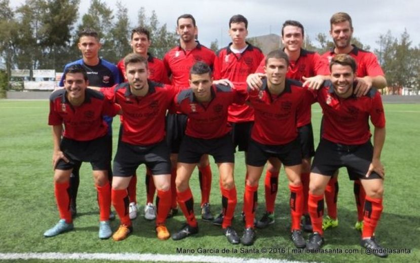 F&uacute;tbol: Resultados de los partidos jugados el viernes 13-01-17 (Audio Carrusel)