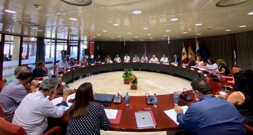 la Gomera: Bater&iacute;a de medidas en los servicios p&uacute;blicos para frenar el COVID-19