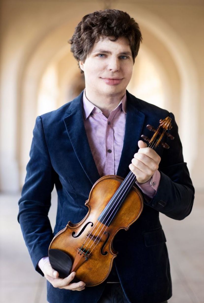 AUGUSTIN HADELICH DEBUTA CON LA FILARM&Oacute;NICA DE GRAN CANARIA TOCANDO EL CONCIERTO PARA VIOL&Iacute;N DE BRAHMS DIRIGIDO POR CHICHON