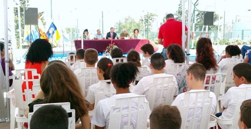 Guía: El CEIP Miguel de Santiago acogió la inauguración oficial del curso escolar