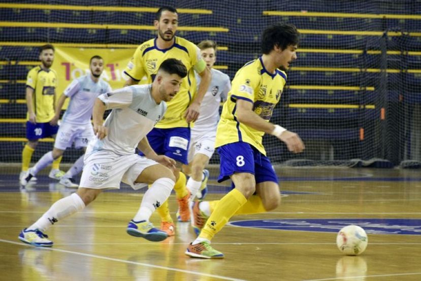 Fútbol Sala: El Gran Canaria FS firma tablas ante Santiago Futsal (1-1)