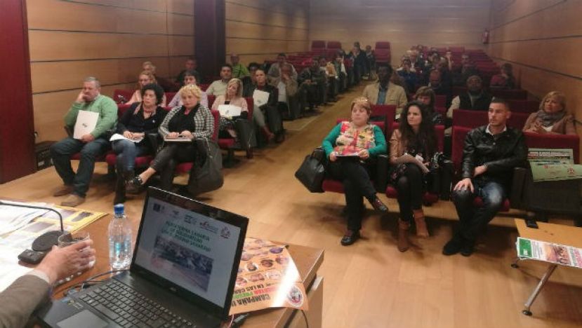 La Plataforma Canaria de Solidaridad renueva para 2018 el env&iacute;o de observadores y la lucha contra el expolio en el Sahara