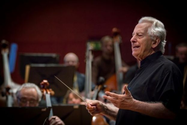 G&uuml;nther Herbig dirige la Monumental Sinfon&iacute;a n&ordm; 8 de Bruckner a la OFGC