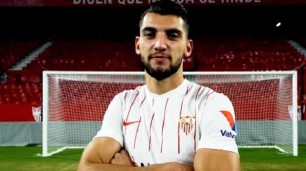 El Sevilla anuncia el fichaje de Rafa Mir para las próximas seis temporadas