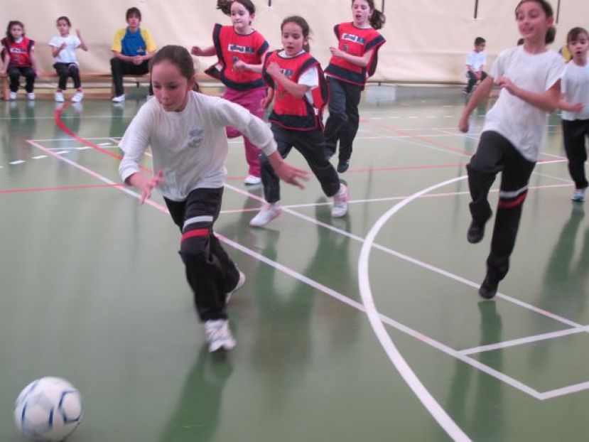 Un total de 120 escolares participan mañana en el Torneo Rebumbio 3x3