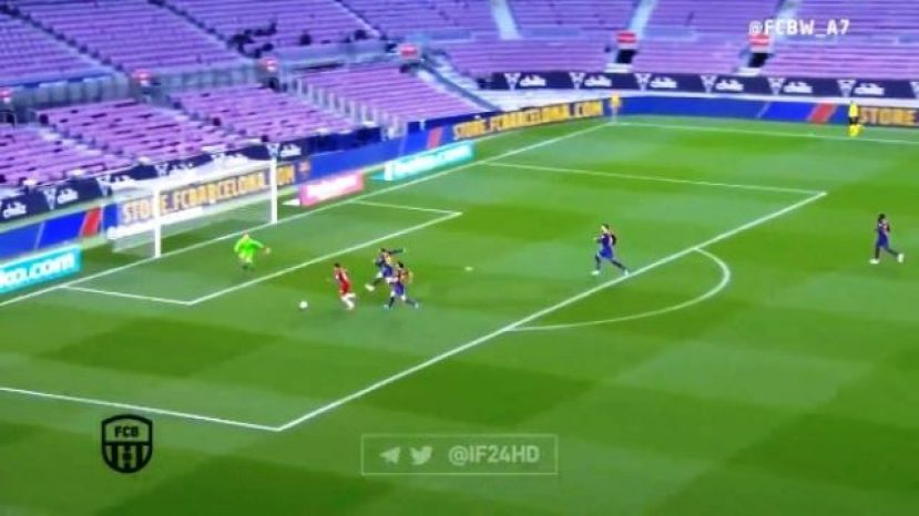 El Barça, de la euforia a la depresión, deja escapar el liderato