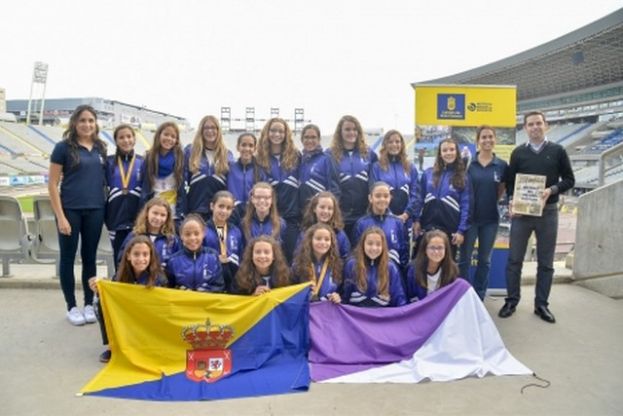 Recibimiento a las subcampeonas de España de natación sincronizada
