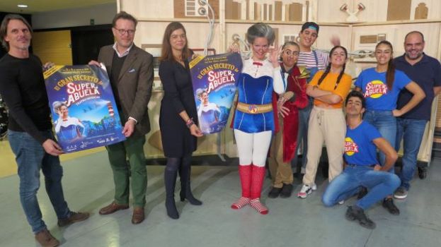 El Teatro P&eacute;rez Gald&oacute;s nos descubre &lsquo;El gran secreto de S&uacute;per Abuela&rsquo;