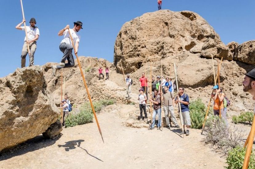 Dos visitas guiadas que descubren la tradición del salto del pastor