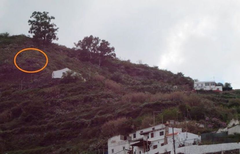 Teror: Obras de fijación y anclaje de una piedra de 60 toneladas en Las Majadillas