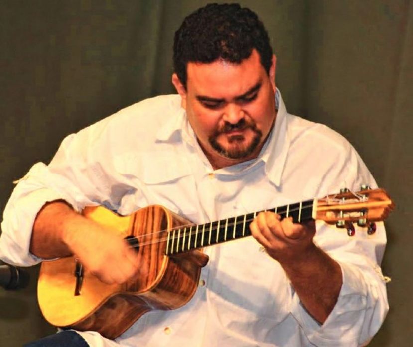 El cuatrista Venezolano Gustavo Colina ofrece un curso y un concierto en Teror