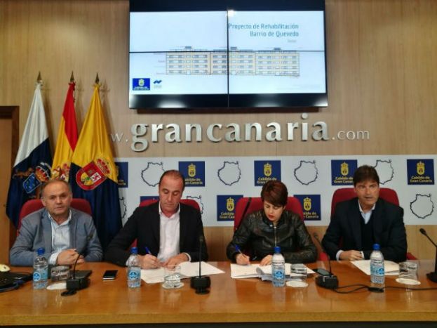El Cabildo firma con el Ayuntamiento de Teror un convenio para rehabilitar 24 viviendas en el Barrio de Quevedo