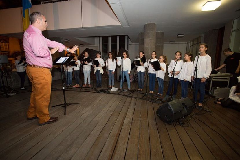 El simbolismo y el sentido sagrado del Roque Nublo y Risco Ca&iacute;do impregnan el Bel&eacute;n del Cabildo de Gran Canaria