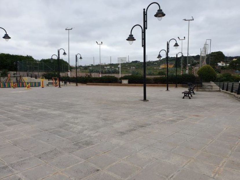 Guía: 150.000 euros para la Rehabilitación de la Plaza de La Dehesa