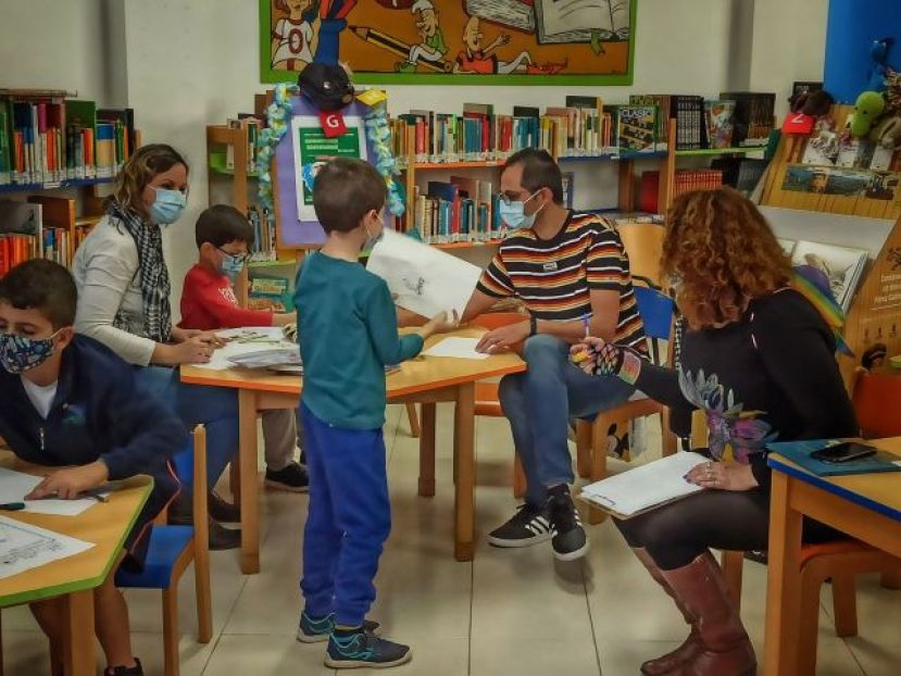 La Biblioteca de G&aacute;ldar regresa con el taller infantil de lectura para la familia