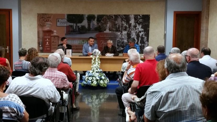 Gu&iacute;a: Pedro Gonz&aacute;lez Sosa present&oacute; su libro sobre Sancho de Vargas