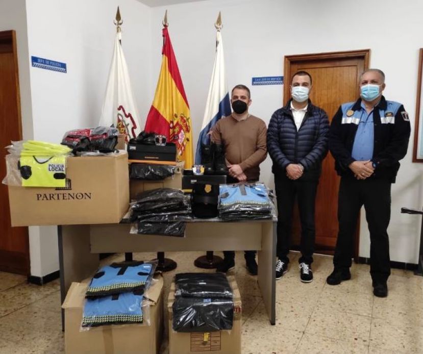 Guía: Nuevo vestuario y complementos del uniforme para la Policía Local